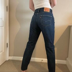 Levi’s Vintage 501 Button Fly Mom Jeans